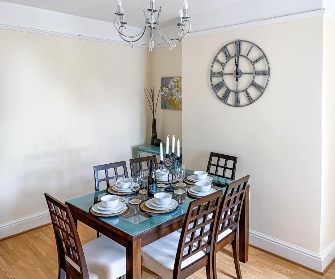 The Groves - Quaint Victorian Home - Free Parking York Bagian luar foto